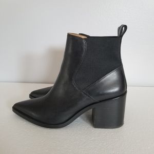 & Other Stories Chunky Chelsea Blk Leather Boots